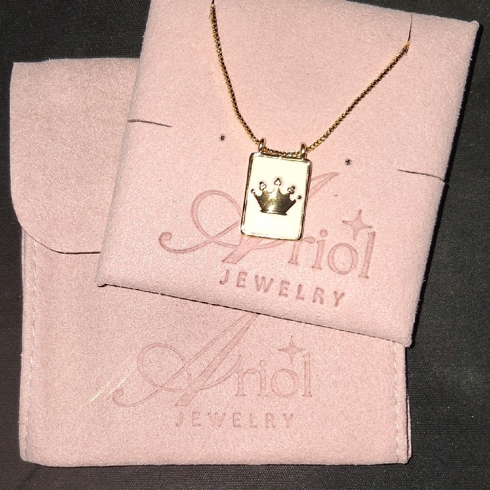 Gold Filled Crown Pendant Necklace